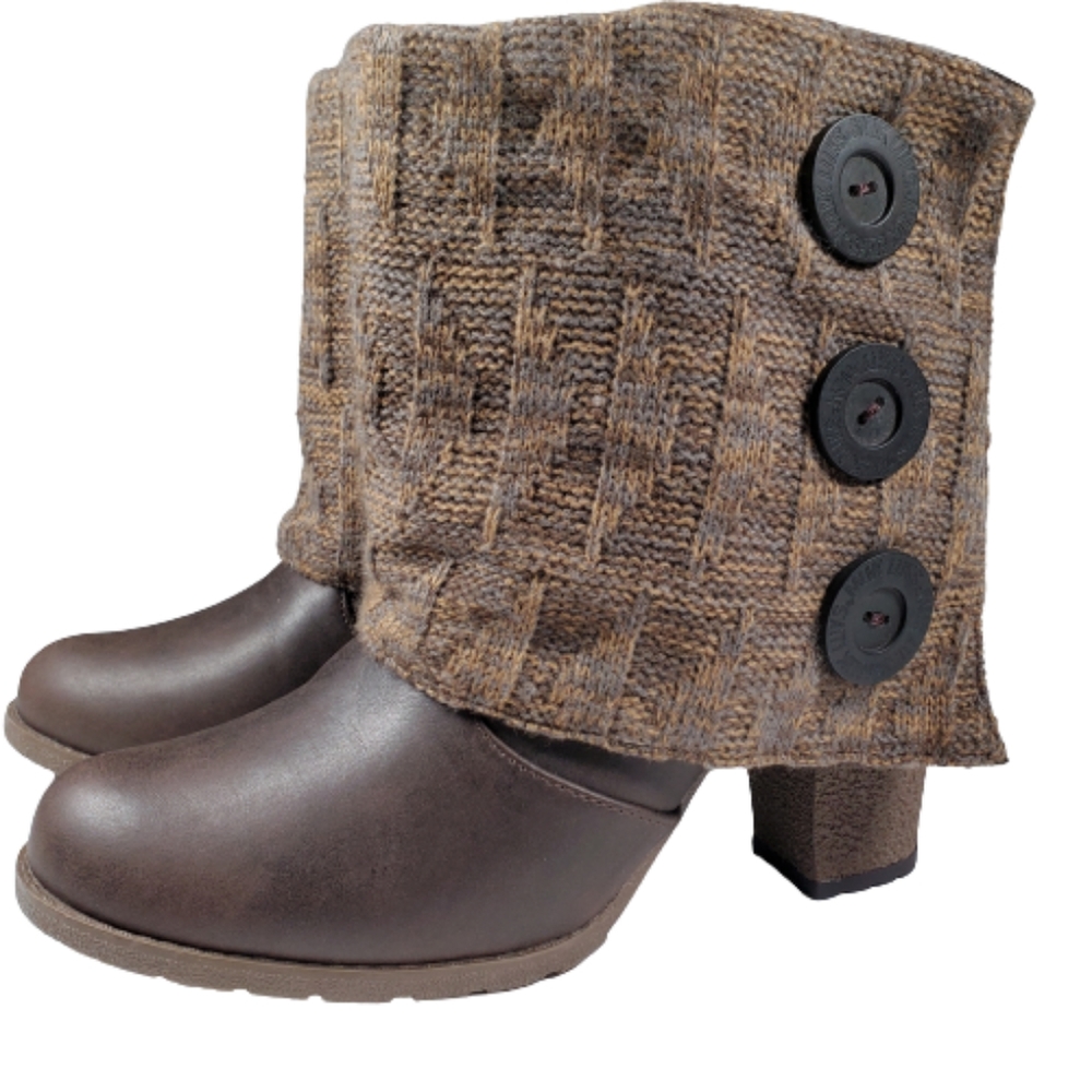 NWOT Muk Luks Sweater Knit Cuffed Booties. Size 8